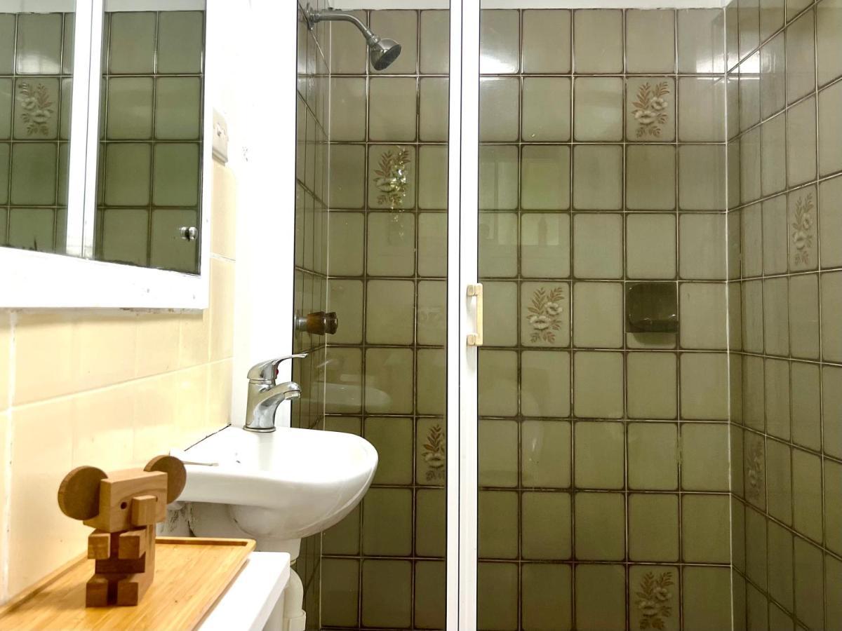 Jikinerita Homestay Nelly Bay エクステリア 写真