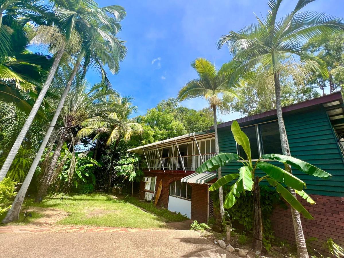 Jikinerita Homestay Nelly Bay エクステリア 写真